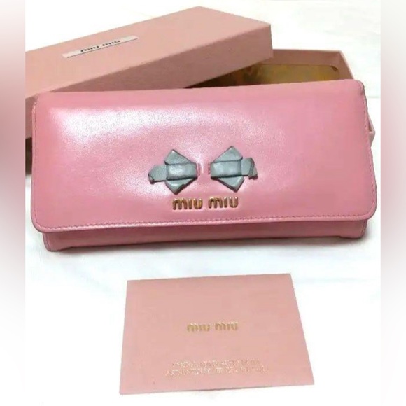 Miu miu long pink calfskin leather wallet with bow with box & authenticity card - Picture 2 of 9